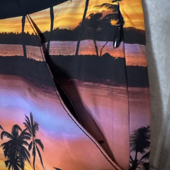 Sea-Doo Board Shorts Women Medium Swim Trunks Palm Trees Beach Sunset NWT - Picture 4 of 8